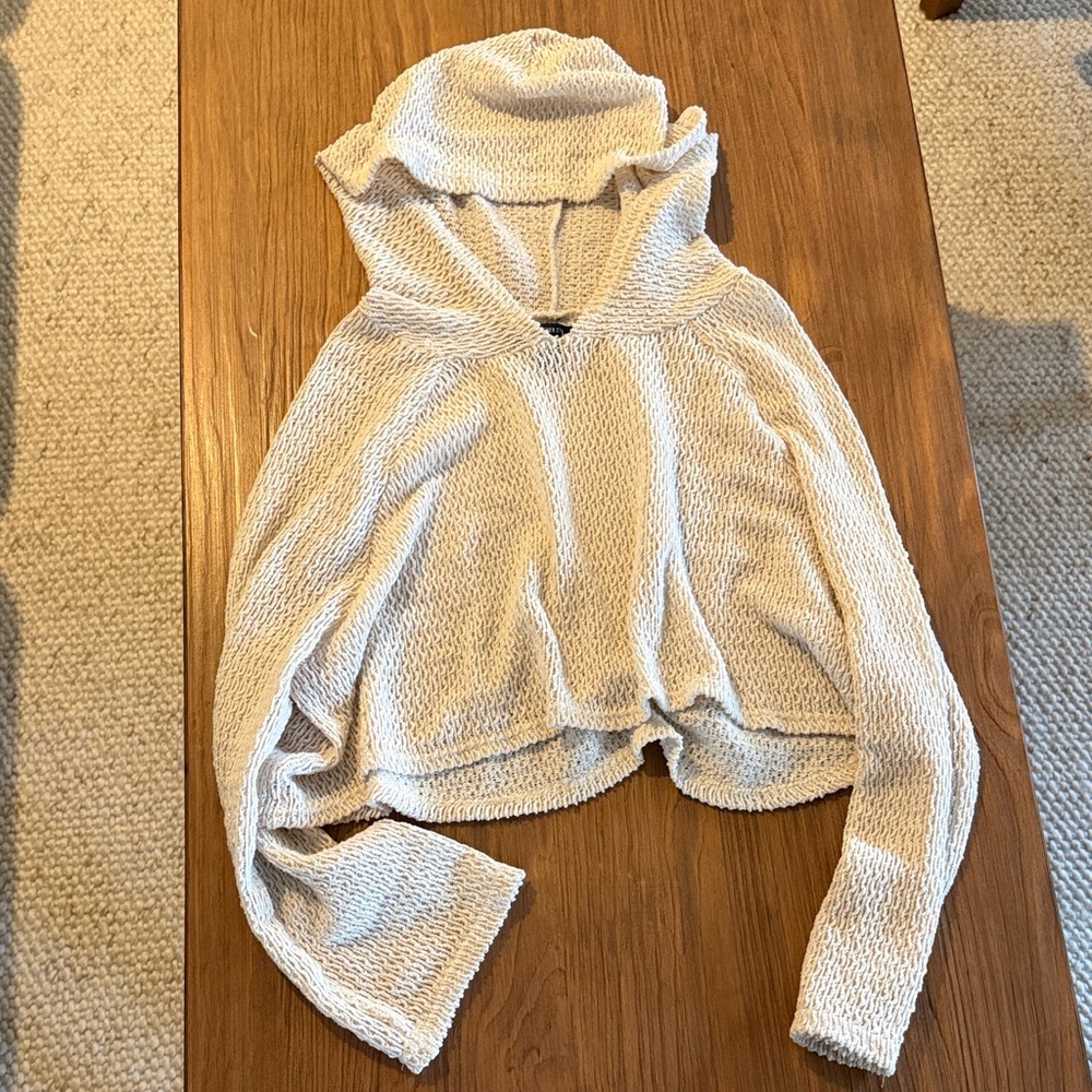 Light Cream Cropped Hooded Knit Sweater